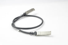 Carregar imagem no visualizador da galeria, JG326A - X240 40G QSFP+ to QSFP+ 1m DAC Cable (Compatible with ) 819814017919
